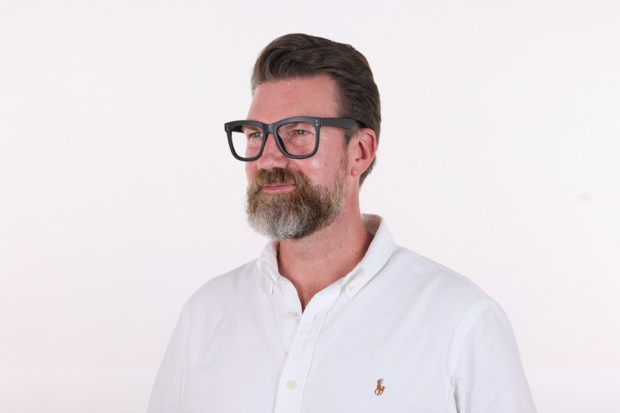 11am Black | Seconds