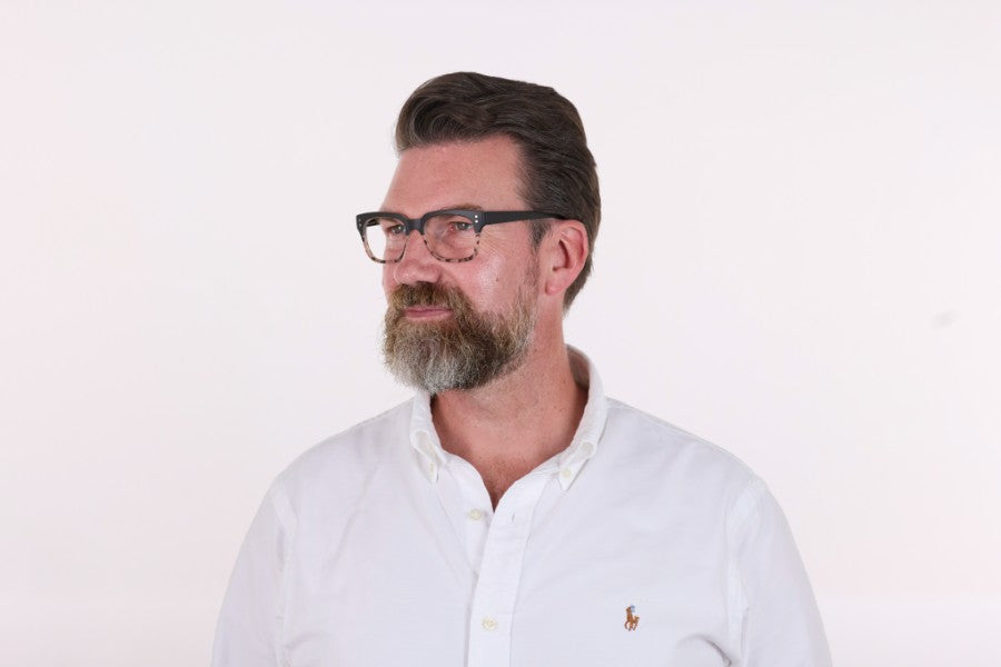 6am Black to Milky Tort